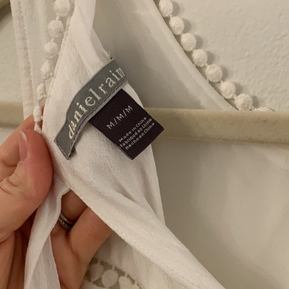 Eyelet Maternity top - Picture 3 of 3